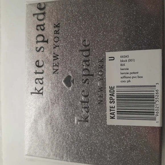 New Kate Spade Kenzie Black Card Holder NWT With Gift Box 🦋 - Picture 6 of 12